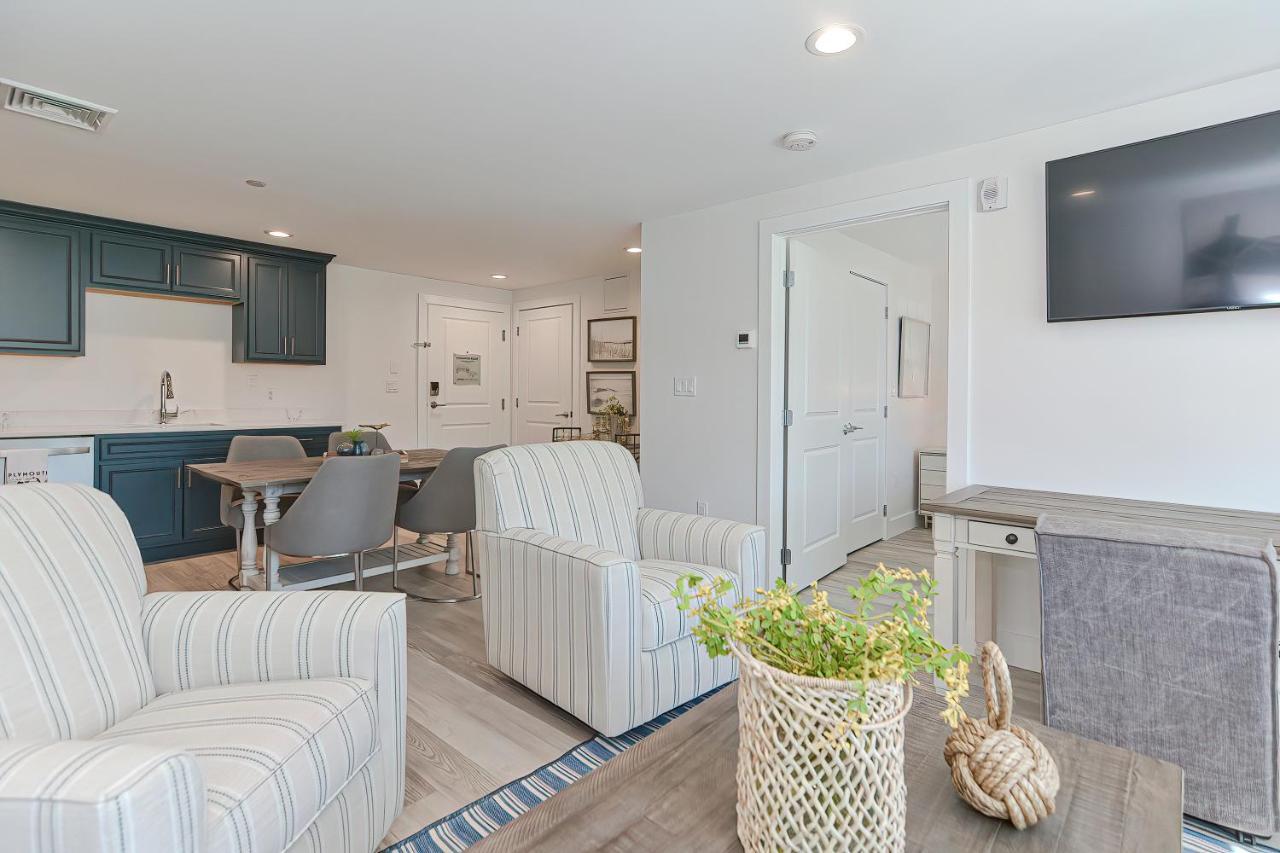 Downtown Plymouth Waterfront Luxury Condos Exterior foto