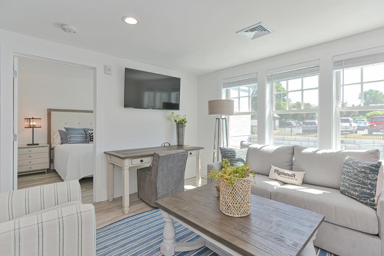 Downtown Plymouth Waterfront Luxury Condos Exterior foto